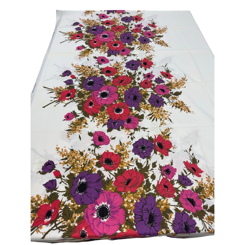 Vintage 90s Fruit of the Loom Floral Fabric 3.9 Yards Purple Red Poppy 35" Wide